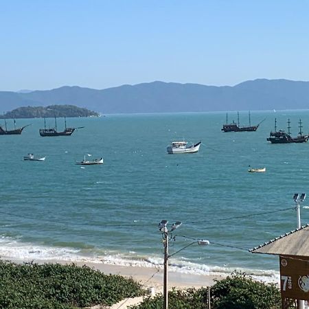 Maravilhoso Apartamento Beira-Mar Praia Da Cachoeira フロリアノポリス エクステリア 写真